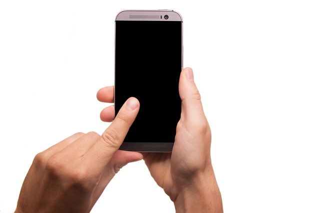 Handphone dengan Fitur NFC untuk Pembayaran